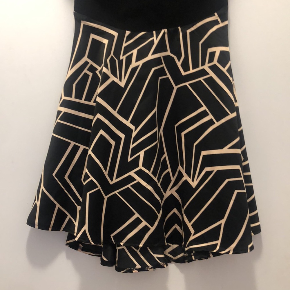 Dress - Picture 3 of 6